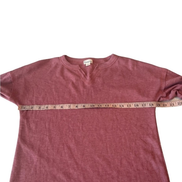 NEW BAEA Los Angeles Pink Waffle Knit Splitneck Pullover with Wide Sleeve NEW - Picture 11 of 16